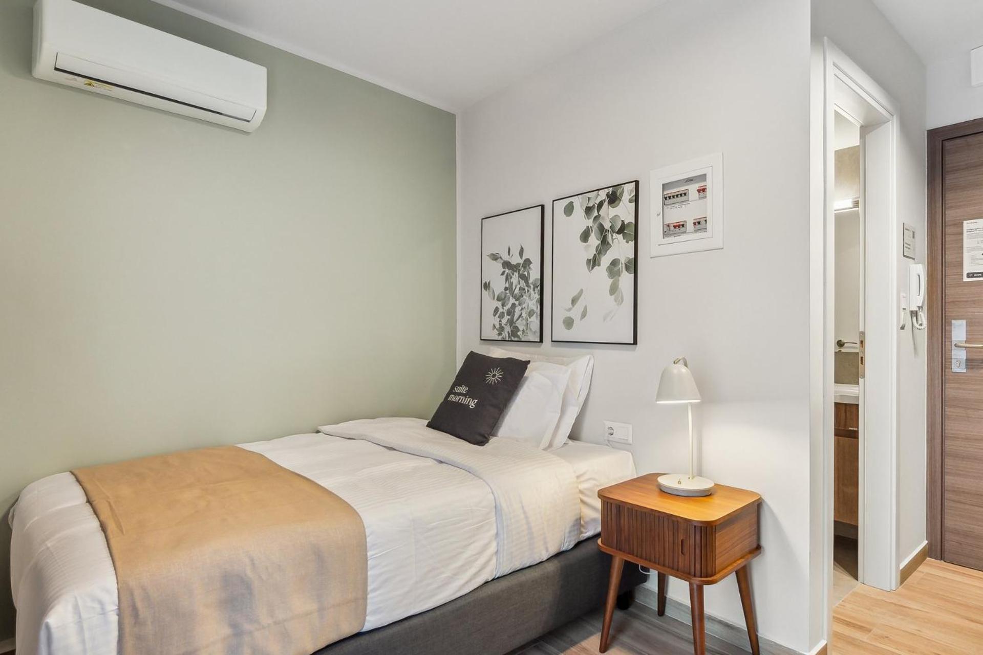 Limehome Athens Solonos City Center 객실 사진