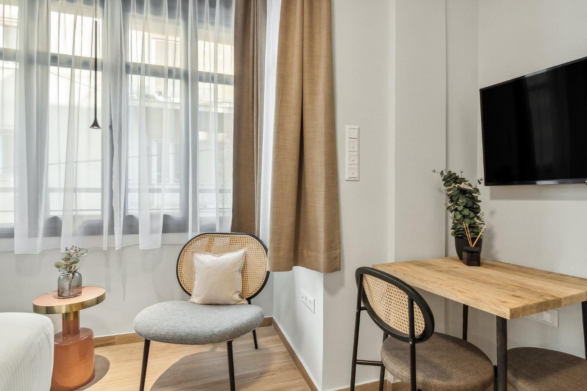 Limehome Athens Solonos City Center 객실 사진