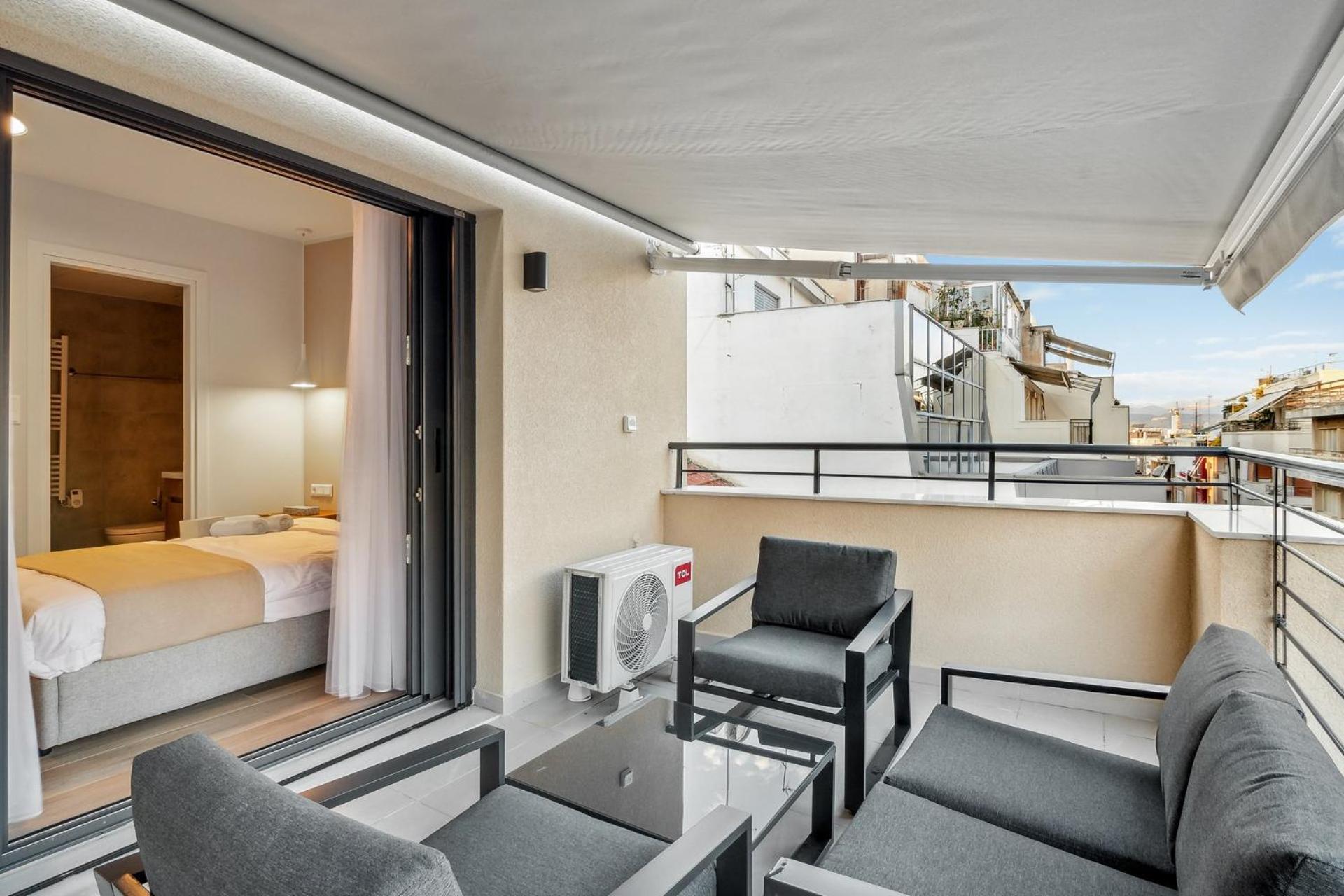 Limehome Athens Solonos City Center 객실 사진